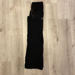 Lululemon studio pant